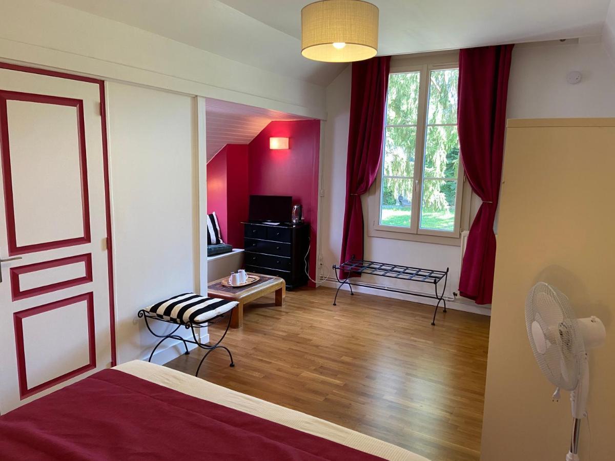 Le Moulin Calme Bed & Breakfast Luceau Luaran gambar