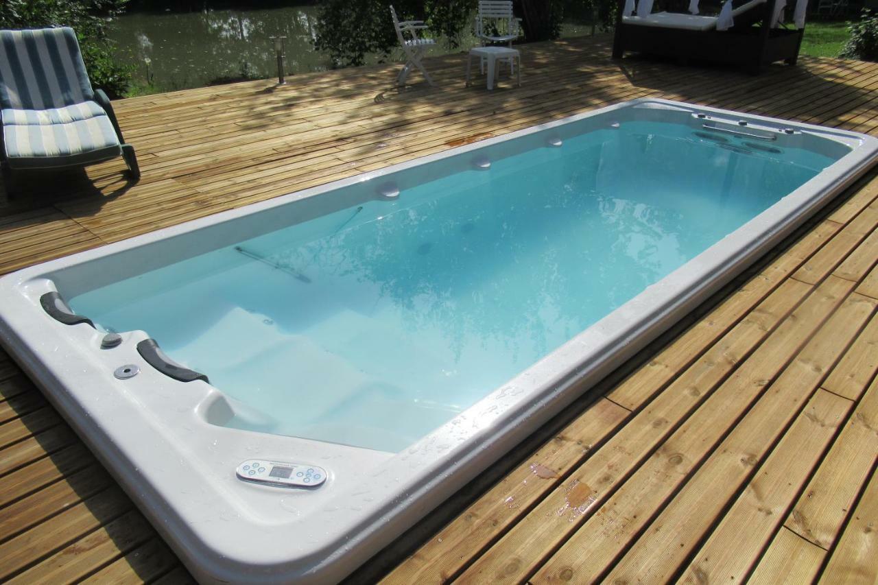 Le Moulin Calme Bed & Breakfast Luceau Luaran gambar
