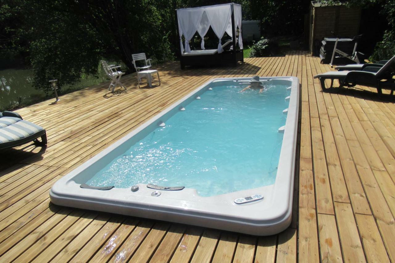 Le Moulin Calme Bed & Breakfast Luceau Luaran gambar